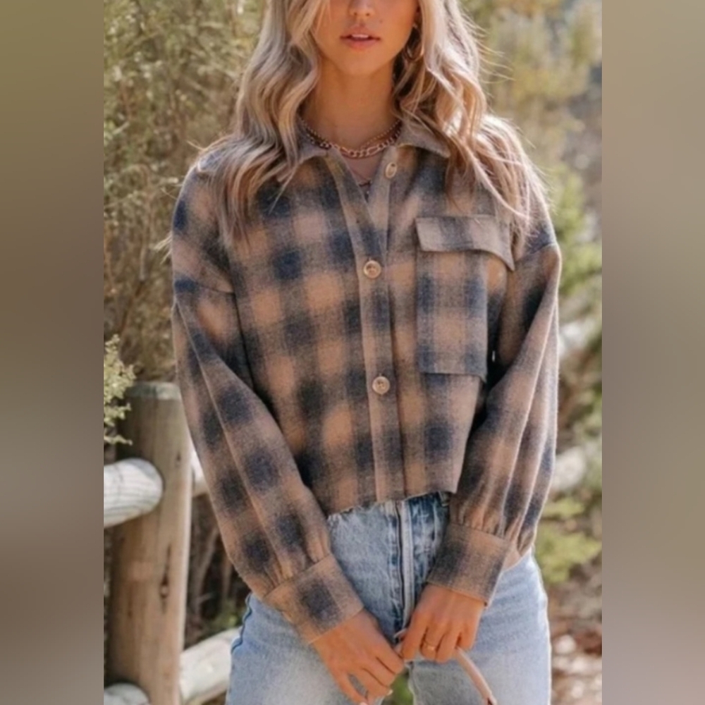 Mod Ref Plaid Cropped Shacket - image 2